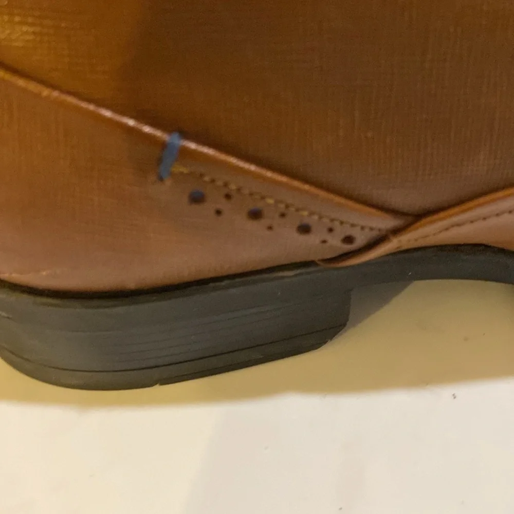 TED BAKER Leather Chukka Boots size 10.5 like new